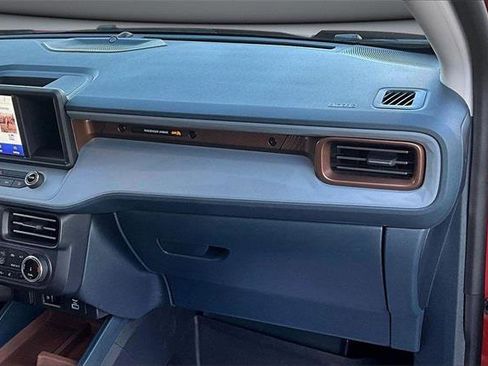 Used 2024 Ford Maverick Lariat image 27