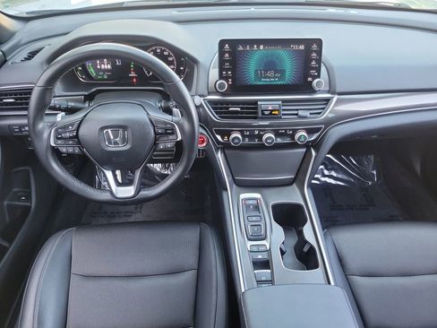 Used 2022 Honda Accord Sport image 4