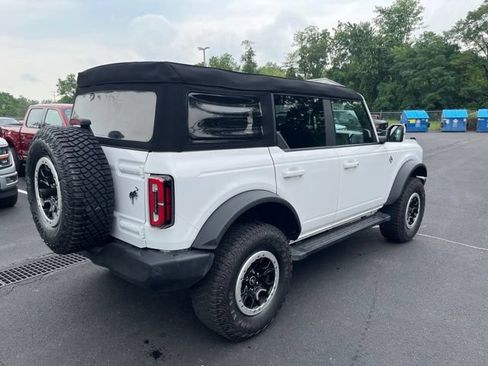 Used 2023 Ford Bronco Outer Banks w/ Sasquatch Package AWD/4WD image 3