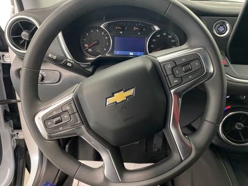 New 2025 Chevrolet Blazer LT w/ Convenience Package image 18