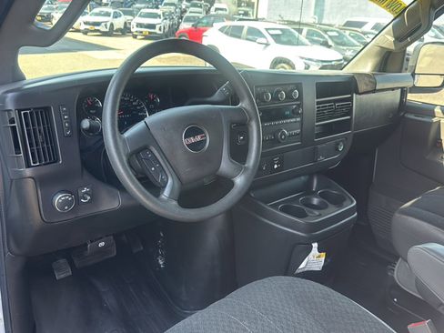 Used 2024 GMC Savana 2500 w/ Driver Convenience Package RWD image 10