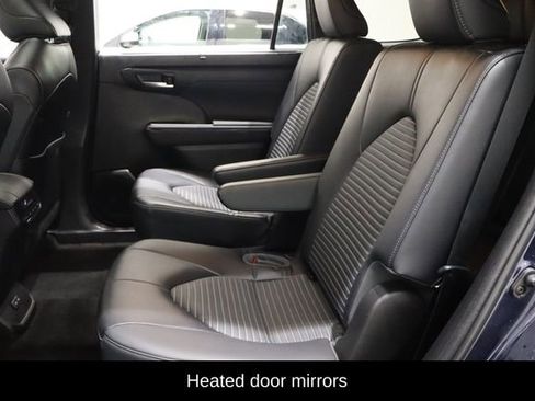 Used 2023 Toyota Highlander XSE image 13