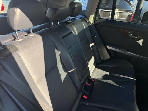 Used 2010 Mercedes-Benz GLK 350 2WD image 30