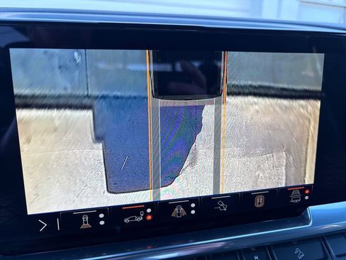 New 2026 GMC Sierra 2500 SLT w/ SLT Premium Package image 36