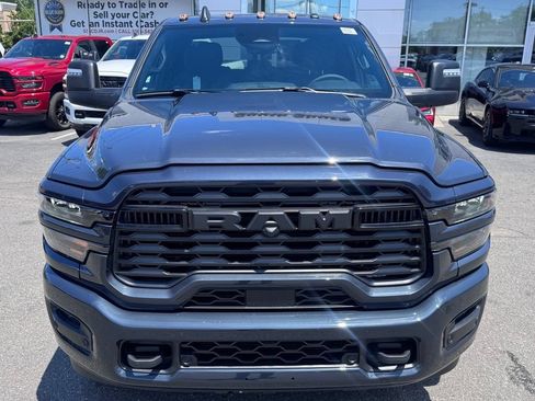 Used 2026 RAM 2500 Big Horn AWD/4WD image 2