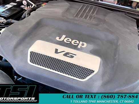 Used 2015 Jeep Wrangler Unlimited Sport w/ Quick Order Package 24S AWD/4WD image 35