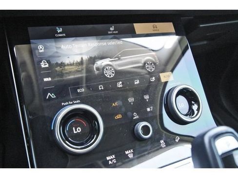 Used 2023 Land Rover Range Rover Evoque SE AWD/4WD image 24