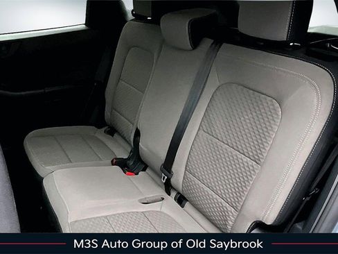 Used 2022 Ford Escape SE image 21