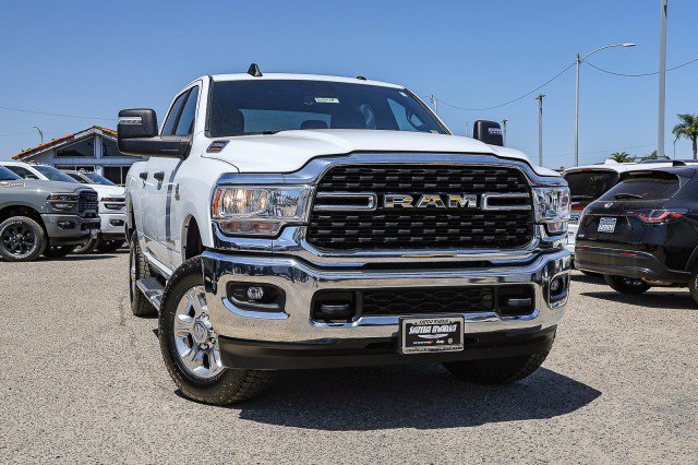 Used 2024 RAM 2500 Big Horn AWD/4WD image 1