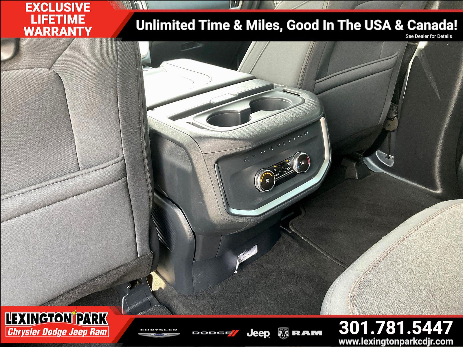 Used 2025 Ford Expedition Max Active AWD/4WD image 10