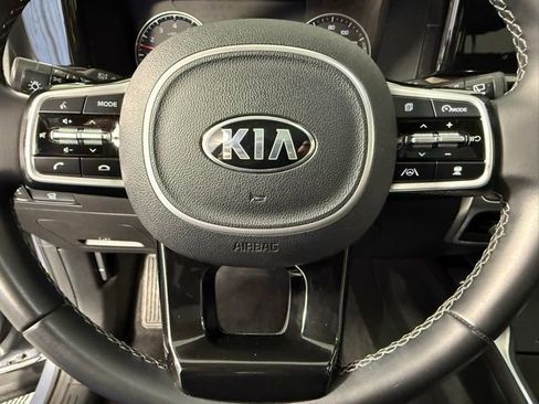 Used 2021 Kia Sorento EX w/ Panoramic Sunroof Package image 18