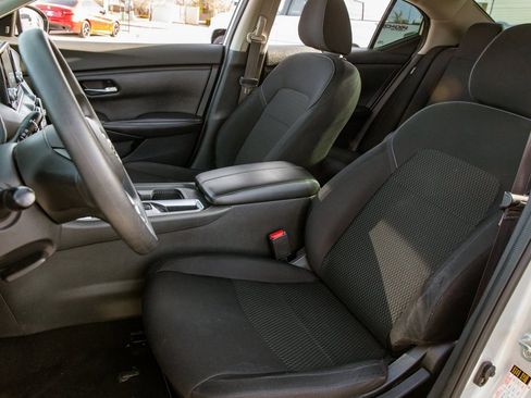 Used 2020 Nissan Sentra S image 13