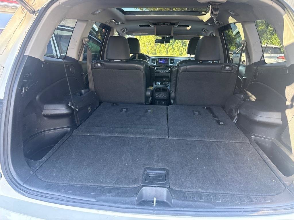Used 2017 Honda Pilot Elite image 14