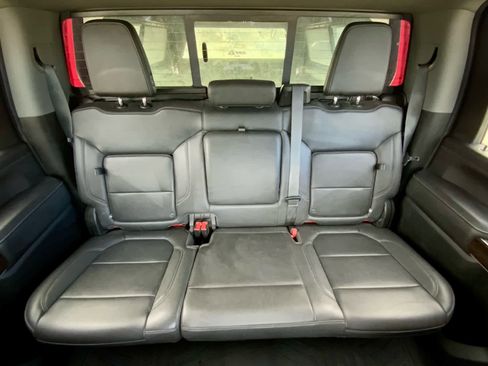 Used 2021 GMC Sierra 3500 SLT w/ SLT Convenience Package image 29