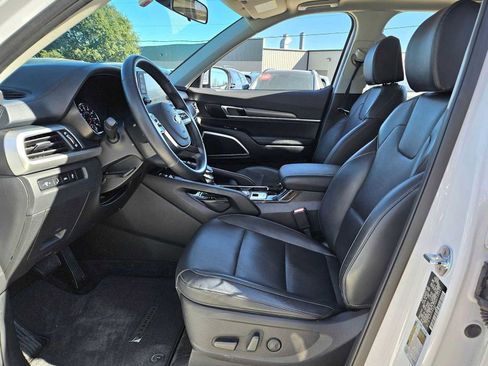Used 2021 Kia Telluride S image 16