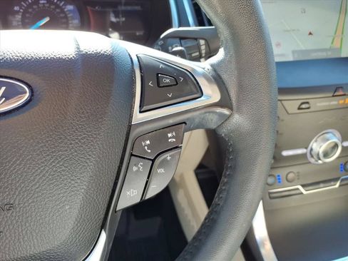 Used 2020 Ford Edge Titanium w/ Equipment Group 301A AWD/4WD image 31