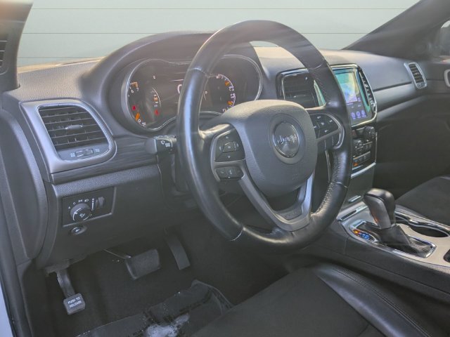 Used 2021 Jeep Grand Cherokee Laredo X RWD image 11