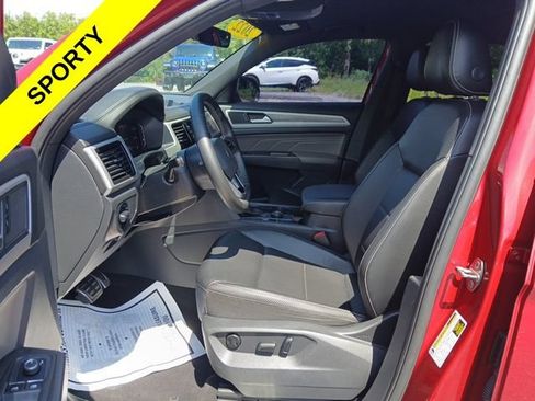 Used 2022 Volkswagen Atlas Cross Sport SE AWD/4WD image 15