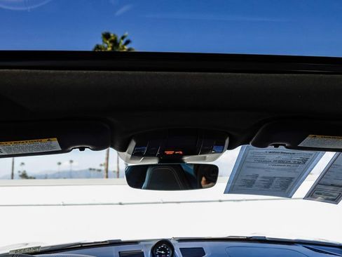 Used 2025 Porsche 911 Carrera image 19