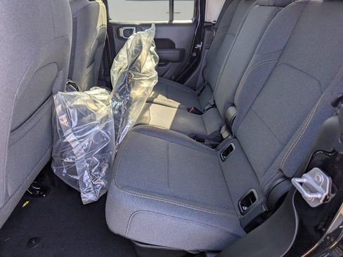 New 2026 Jeep Gladiator Sport image 8