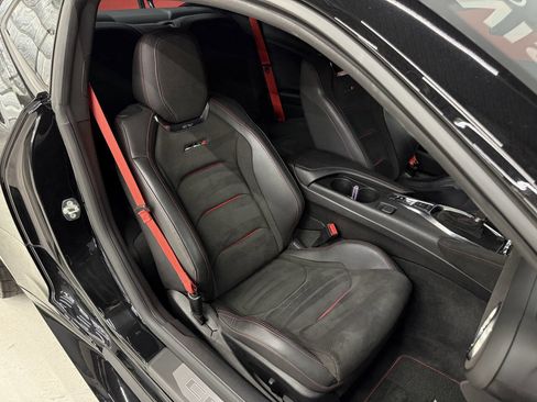 Used 2018 Chevrolet Camaro ZL1 RWD image 38