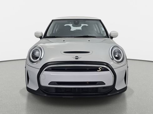 Used 2022 MINI Cooper SE w/ Driver Assistance Package image 2