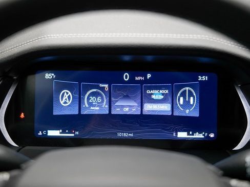 Used 2024 Jeep Grand Cherokee Limited image 32