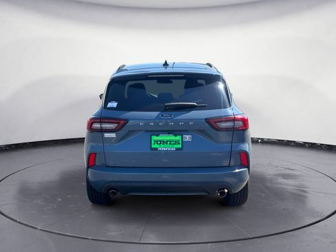 Used 2023 Ford Escape ST-Line FWD image 5