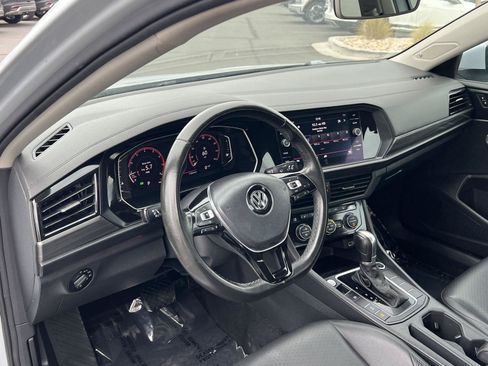 Used 2019 Volkswagen Jetta SEL FWD image 29