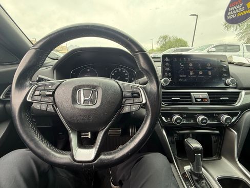 Used 2018 Honda Accord Sport image 20