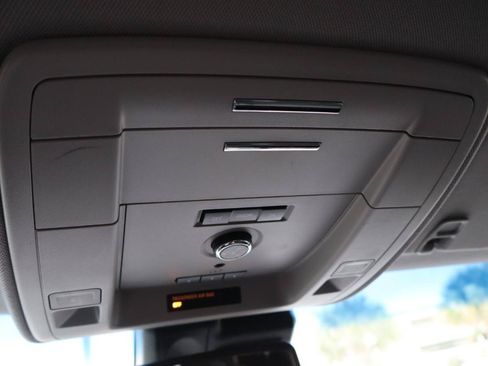 Used 2018 GMC Yukon Denali AWD/4WD image 27