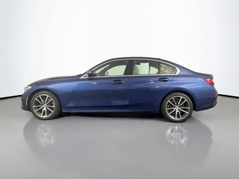 Used 2021 BMW 330i xDrive Sedan w/ Convenience Package AWD/4WD image 3