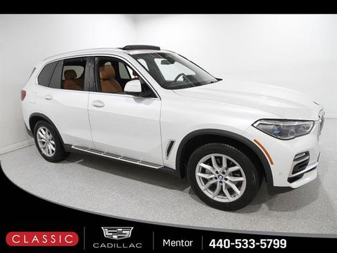 Used 2019 BMW X5 xDrive40i w/ Executive Package image 1