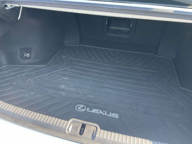Used 2022 Lexus ES 300h F Sport FWD image 10