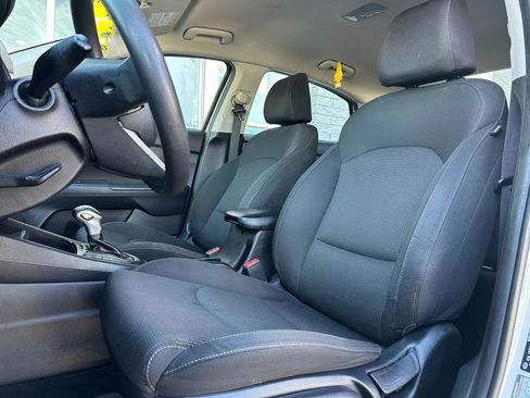 Used 2021 Kia Forte LXS image 6