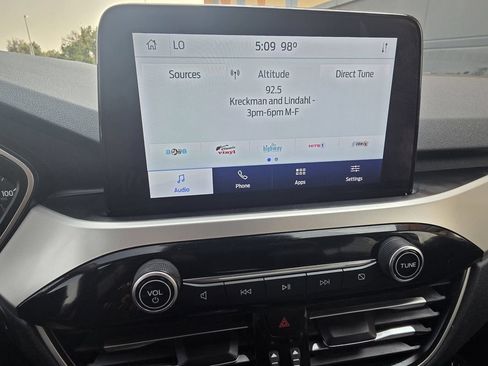 Used 2020 Ford Escape SE AWD/4WD image 28