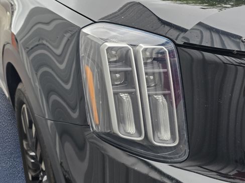 Used 2023 Kia Telluride SX Prestige AWD/4WD image 8