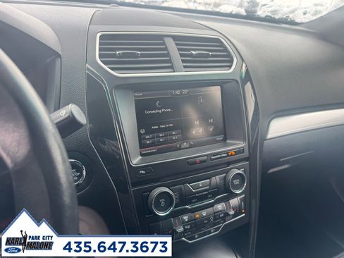 Used 2016 Ford Explorer XLT w/ Equipment Group 202A image 13