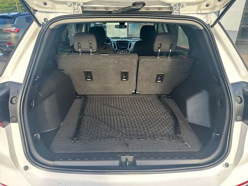 Used 2020 Chevrolet Equinox LS w/ LS Convenience Package FWD image 17