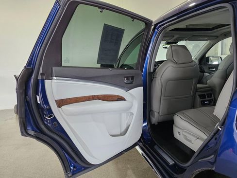 Used 2019 Acura MDX SH-AWD w/ Advance Package image 30