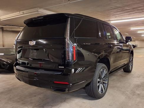 New 2026 Cadillac Escalade Sport AWD/4WD image 8