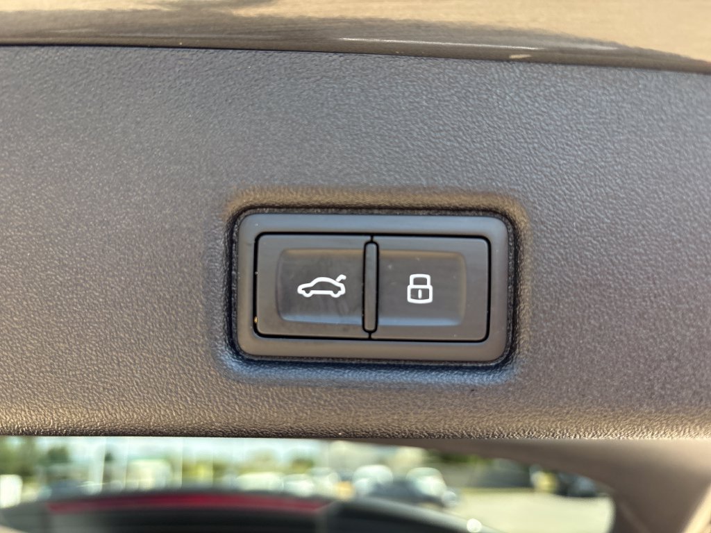 Used 2025 Audi Q5 Premium Plus AWD/4WD image 42