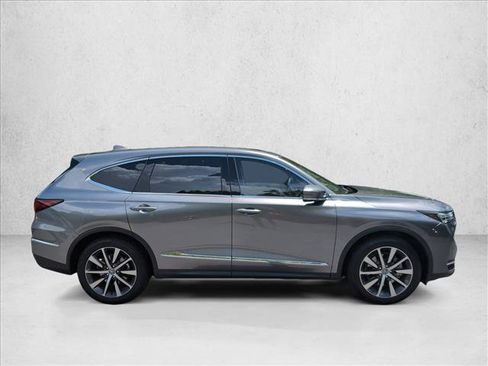 Used 2025 Acura MDX FWD w/ Technology Package image 4