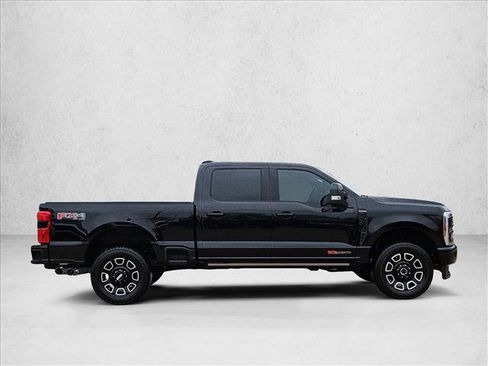 Certified 2025 Ford F250 Platinum AWD/4WD image 4