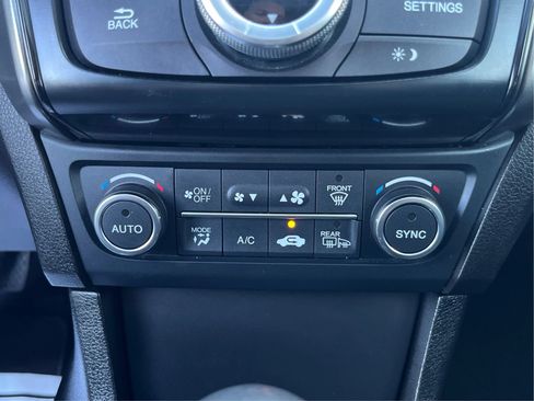 Used 2021 Acura ILX w/ Premium Package FWD image 27