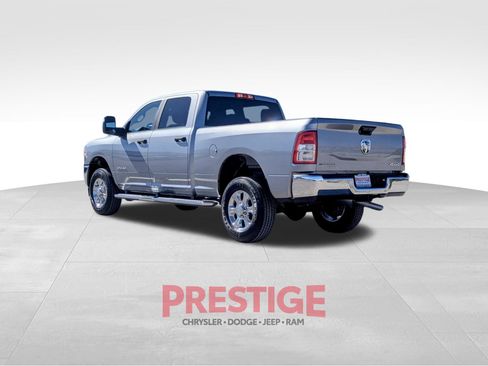 Used 2024 RAM 2500 Big Horn w/ Bed Utility Group AWD/4WD image 13