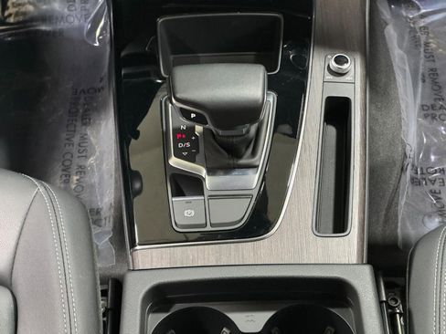 Certified 2023 Audi Q5 2.0T Premium w/ Convenience Package image 17