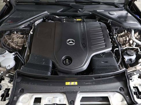 Used 2025 Mercedes-Benz E 450 4MATIC Sedan w/ Multicontour Seating Package image 24