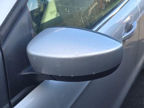 Used 2013 Ford Escape SE image 9