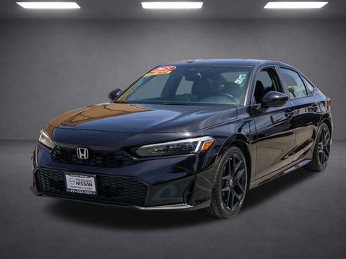 Used 2025 Honda Civic Sport image 8